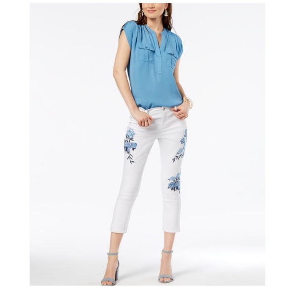 🎉HP🎉 INC Floral Embroidered Cropped Jeans - Picture 2 of 5